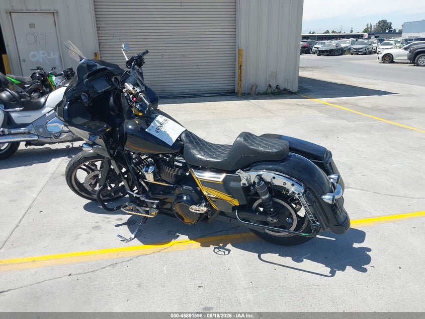 HARLEY-DAVIDSON FLTRX 2018