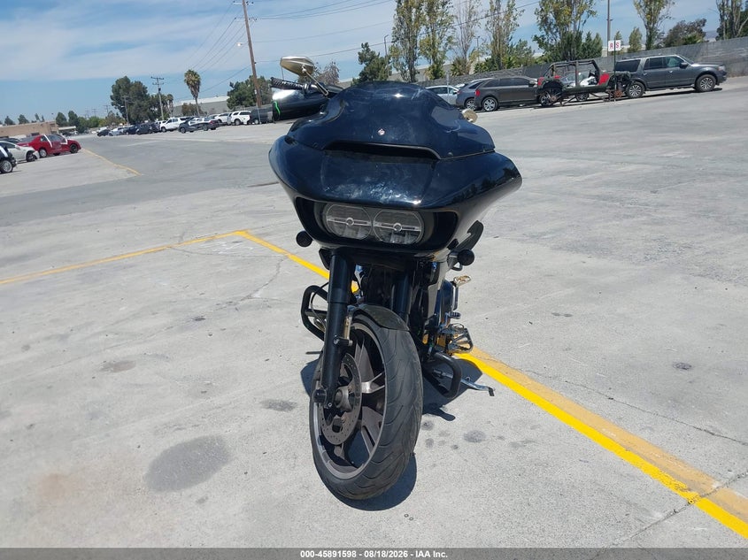 HARLEY-DAVIDSON FLTRX 2018