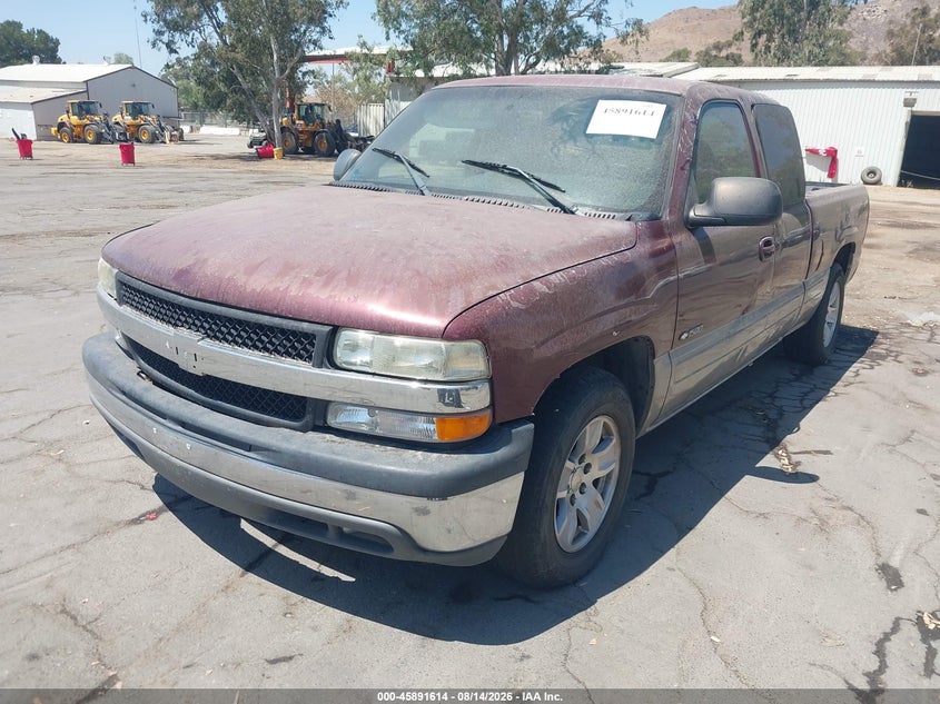 2002 CHEVROLET SILVERADO 1500 auction photo 2
