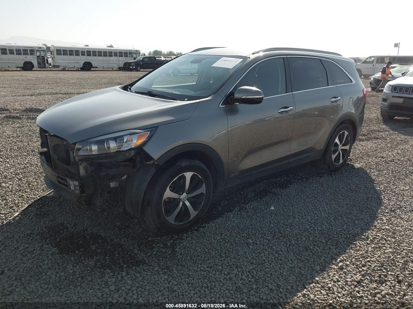 2016 Kia Sorento, Right Front, IAAI, VIN 5XYPHDA13GG001413 — photo 2