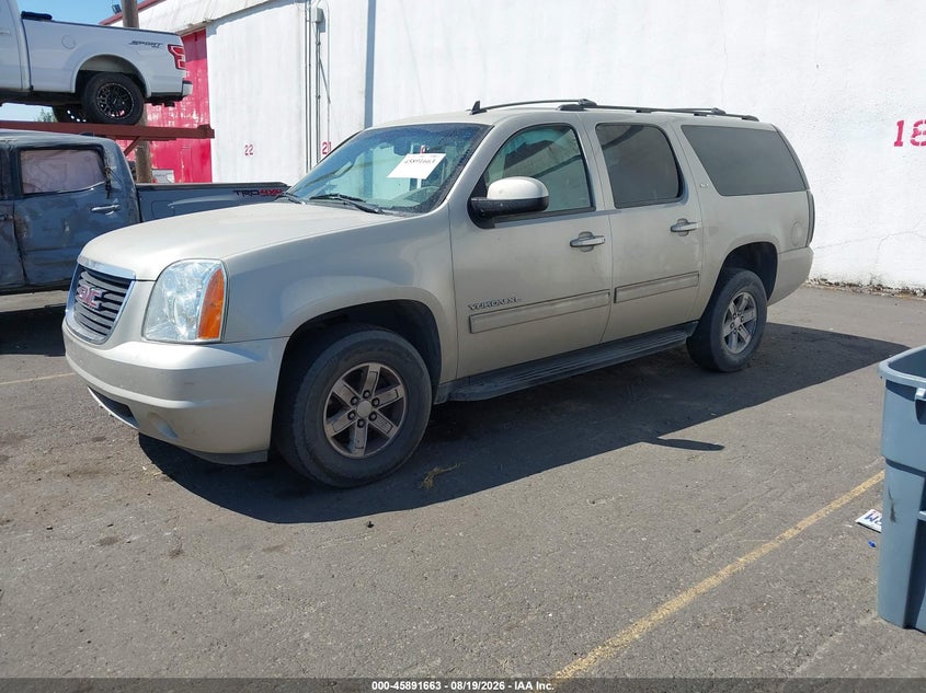 2013 GMC Yukon, Left Side, IAAI, VIN 1GKS2KE74DR368580 — photo 2