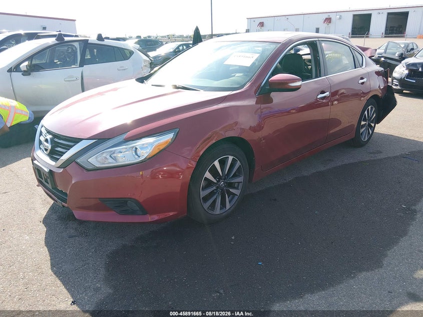 2017 Nissan Altima, Удар ззаду, IAAI, VIN 1N4AL3APXHC184050 — фото 2