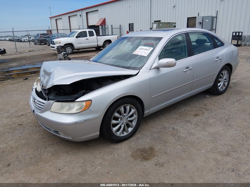 2008 Hyundai Azera, Front End, IAAI, VIN KMHFC46F28A316733 — photo 2