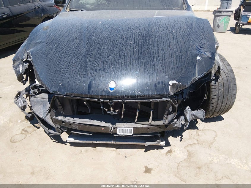 2018 MASERATI LEVANTE auction photo 6