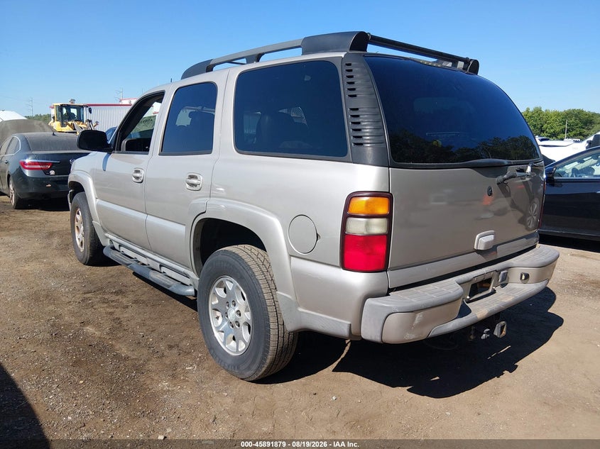 2004 CHEVROLET TAHOE auction photo 3
