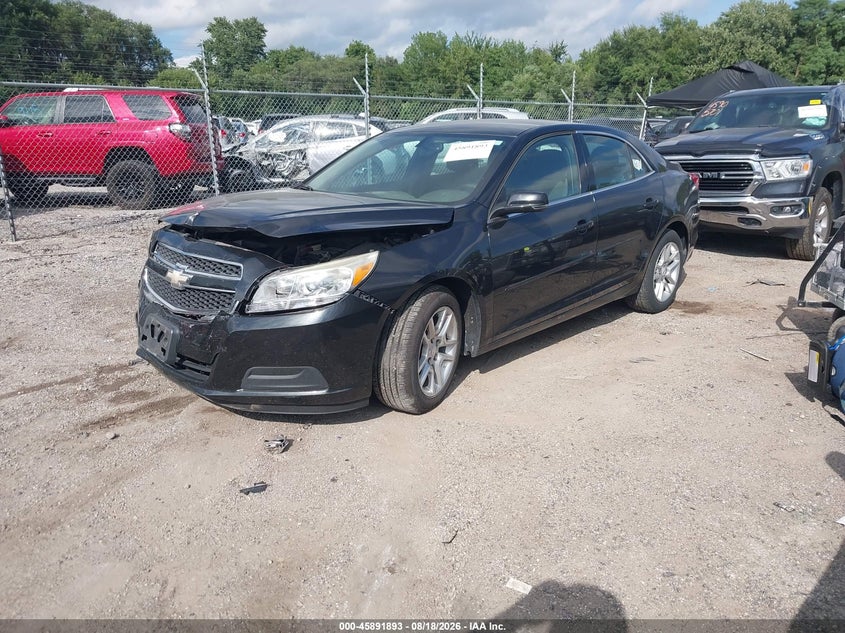 2013 Chevrolet Malibu, Front End, IAAI, VIN 1G11C5SA6DF136417 — photo 2