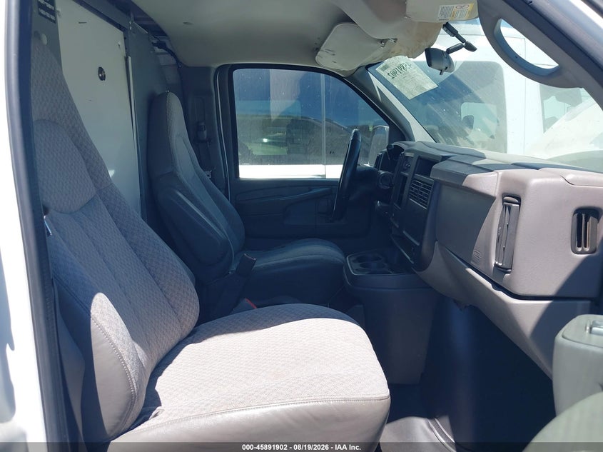 2005 CHEVROLET EXPRESS auction photo 5