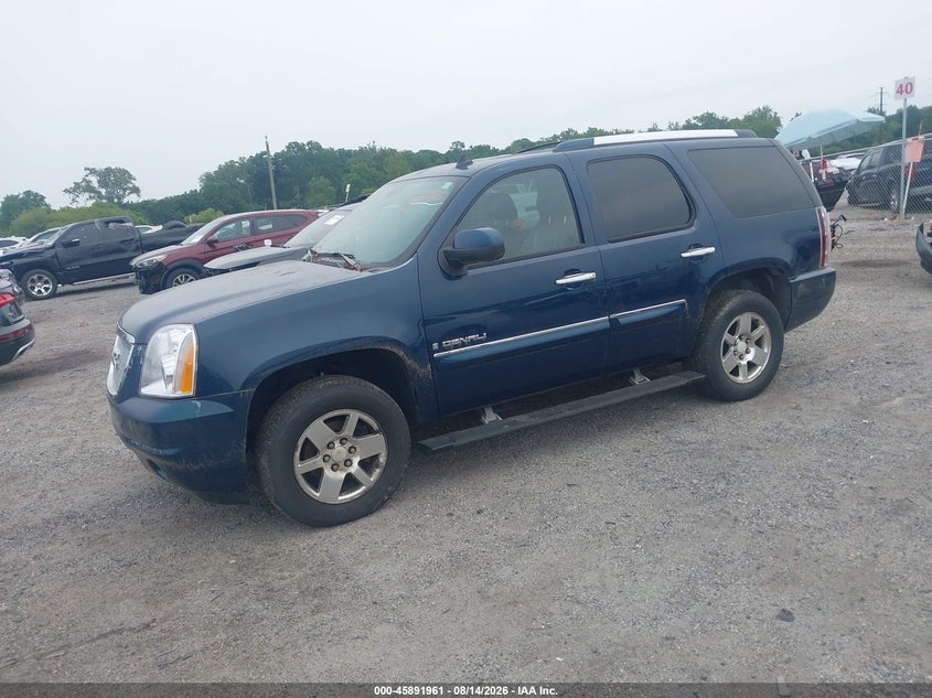 2007 GMC YUKON DENALI auction photo 2