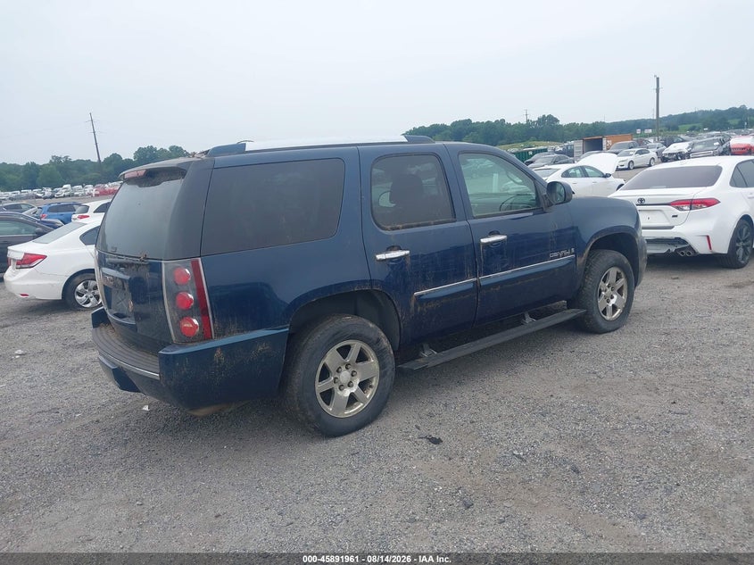 2007 GMC YUKON DENALI auction photo 4