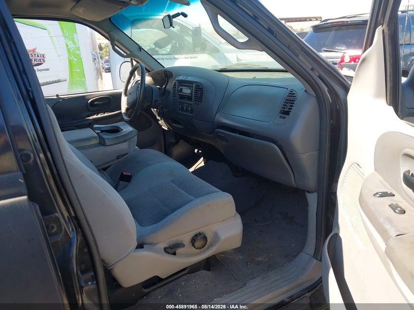 2002 FORD F-150 auction photo 5