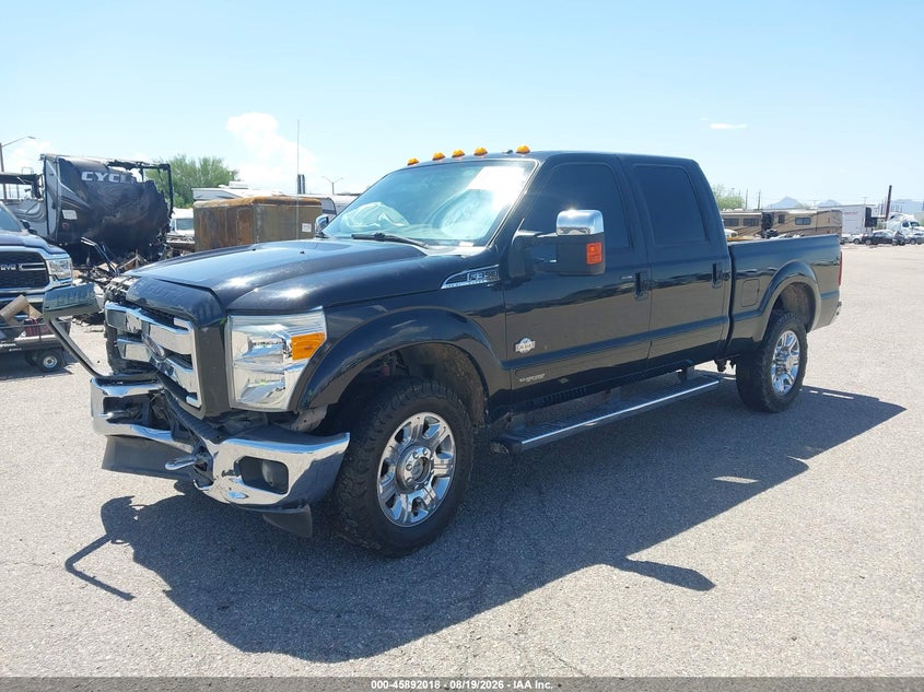 2015 Ford F350, Front End, IAAI, VIN 1FT8W3BTXFEB88175 — photo 2