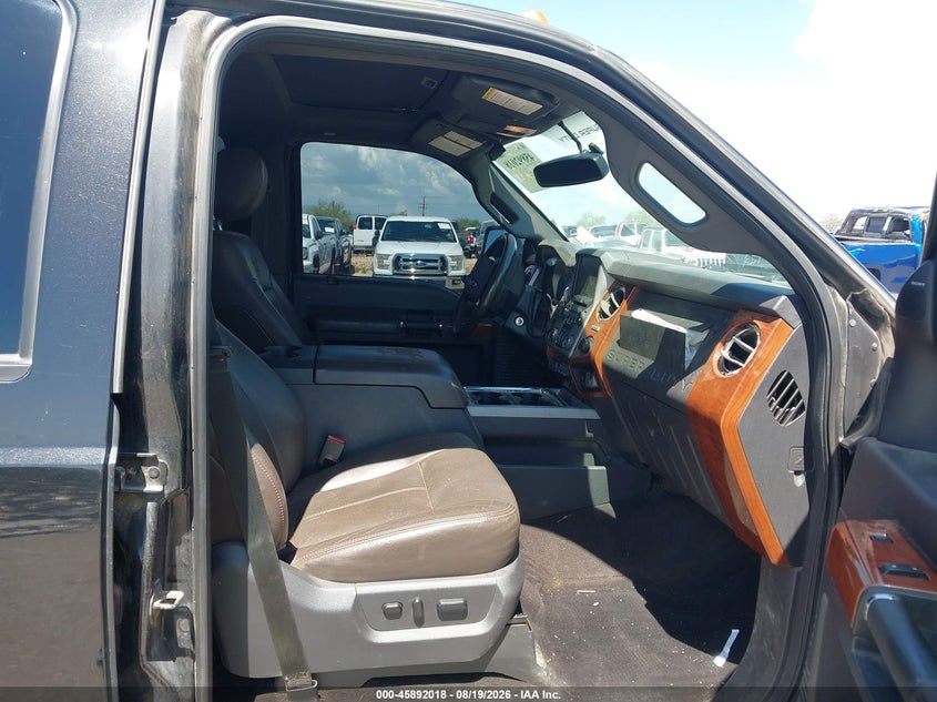 2015 FORD F-350 auction photo 7