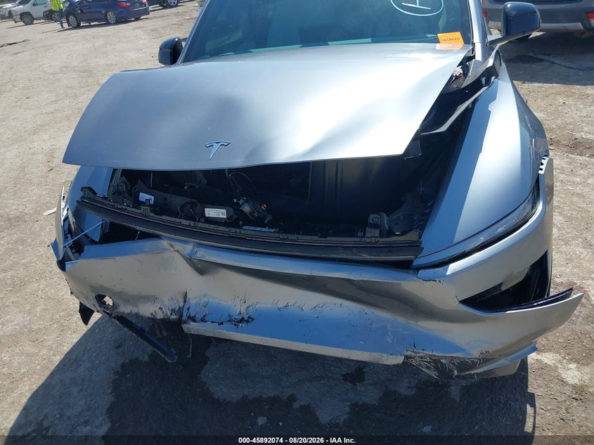 TESLA MODEL Y 2026 VIN 7SAYGDEEXTA707784