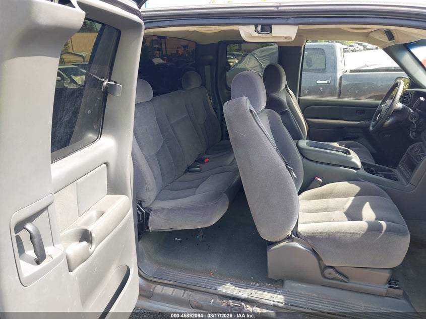 GMC SIERRA 1500 2004 VIN 2GTEK19T741174192