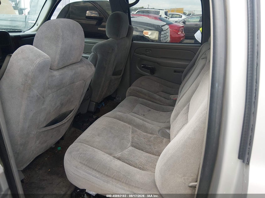 2004 CHEVROLET SUBURBAN 1500 auction photo 8