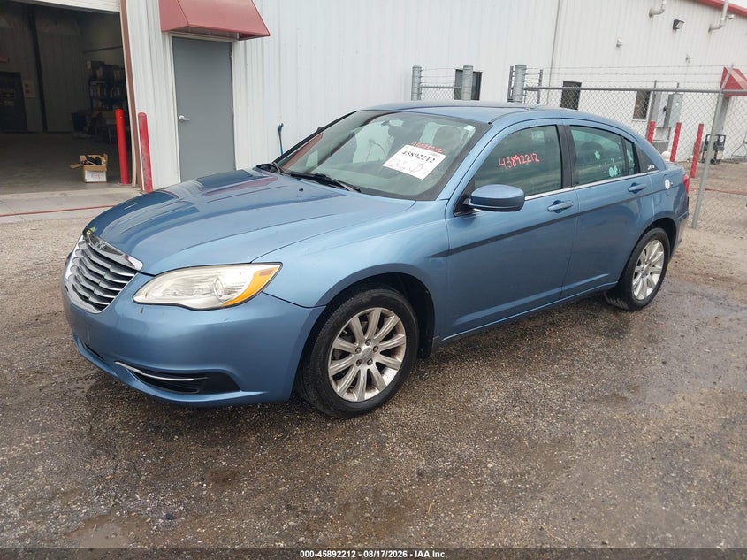 2011 Chrysler 200, Звичайний знос, IAAI, VIN 1C3BC1FB7BN539417 — фото 2