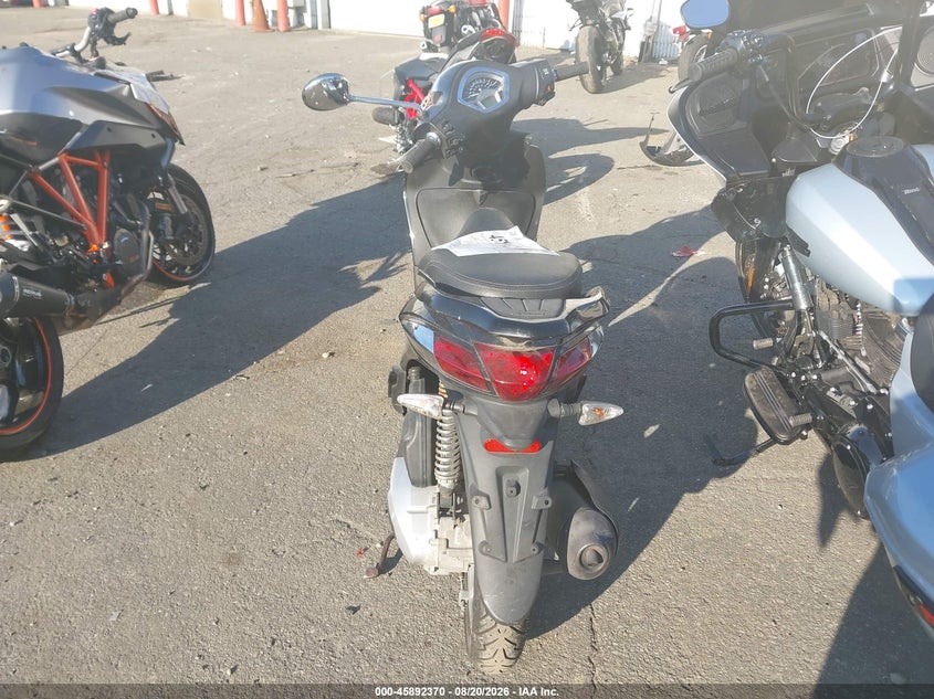 2023 PIAGGIO LIBERTY auction photo 6