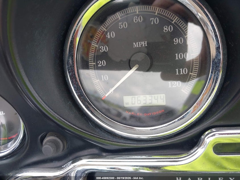 HARLEY-DAVIDSON FLHTCU 2010