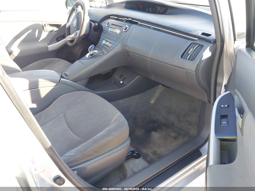 2010 TOYOTA PRIUS auction photo 5