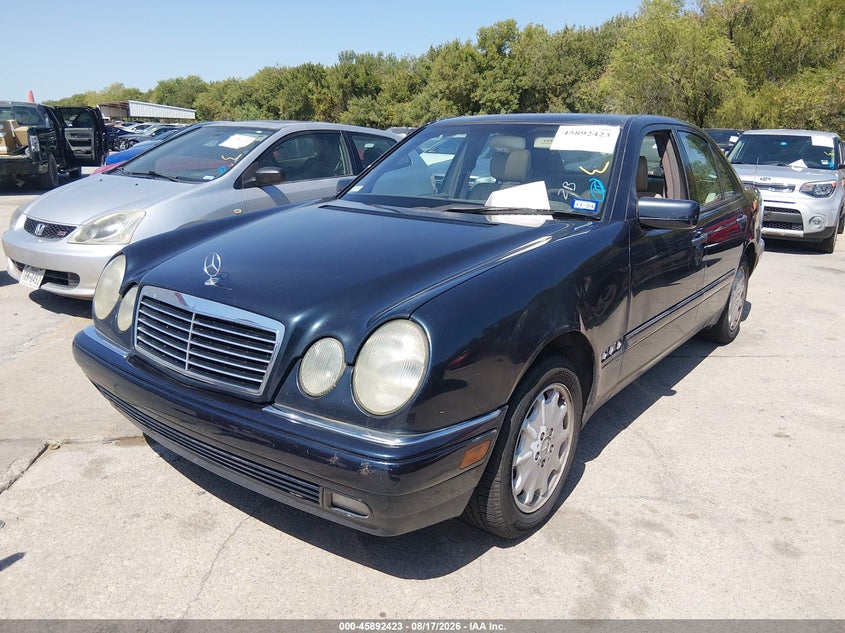 1996 MERCEDES-BENZ E auction photo 2