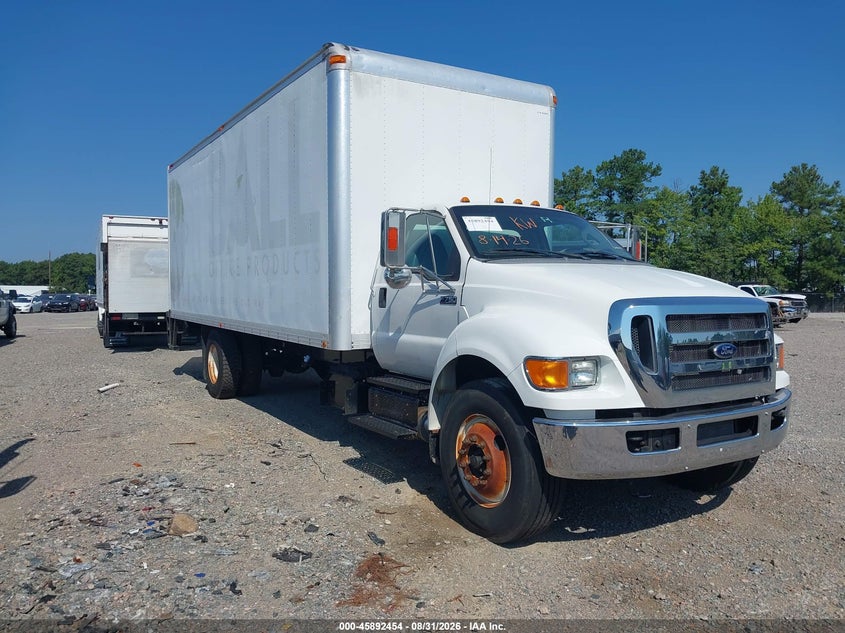 2015 FORD F-750 — zdjęcie z aukcji