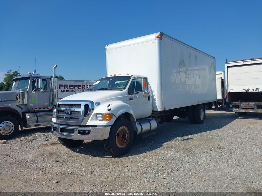 2015 FORD F-750 — zdjęcie 2