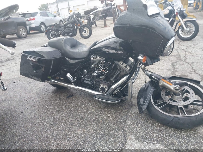HARLEY-DAVIDSON FLHXS 2015