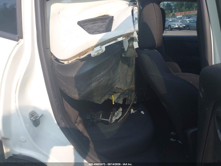 2020 JEEP RENEGADE auction photo 8