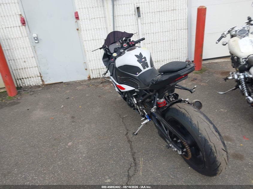 2024 BMW S 1000 auction photo 3