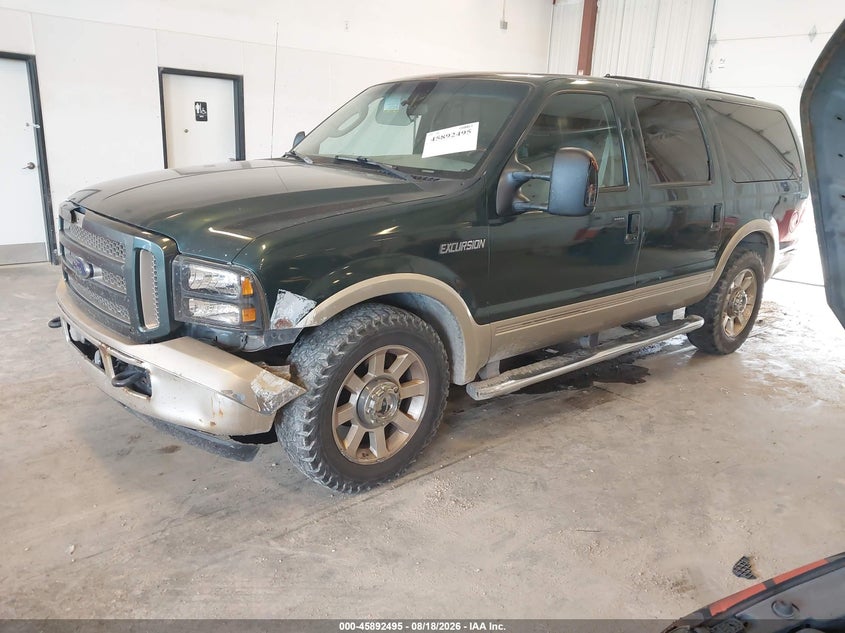 2005 FORD EXCURSION auction photo 2
