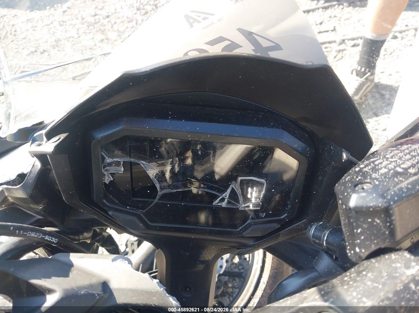 KAWASAKI EX650 2026
