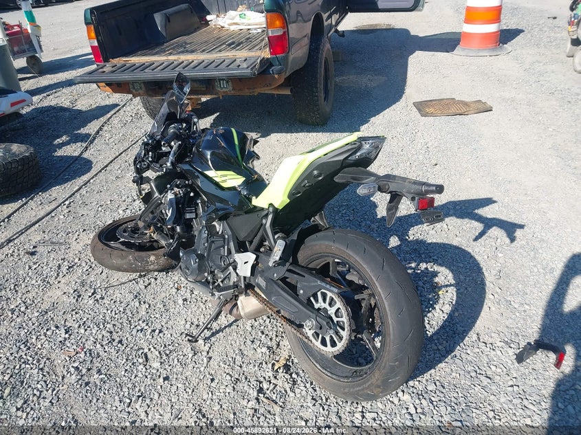 2026 KAWASAKI EX650 auction photo 3