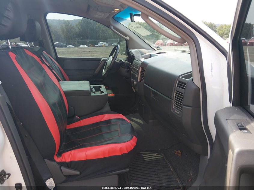 2006 NISSAN TITAN auction photo 5