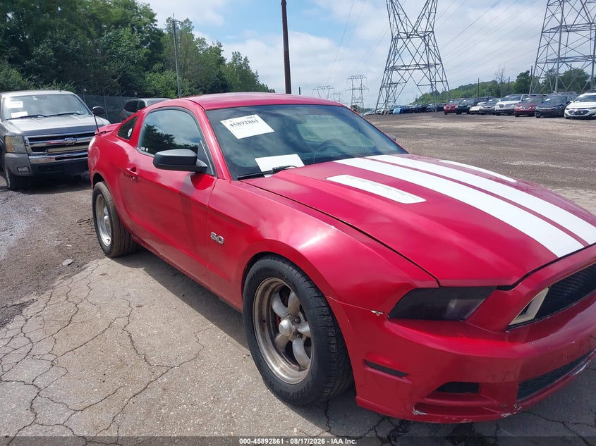 2013 FORD MUSTANG auction photo 1