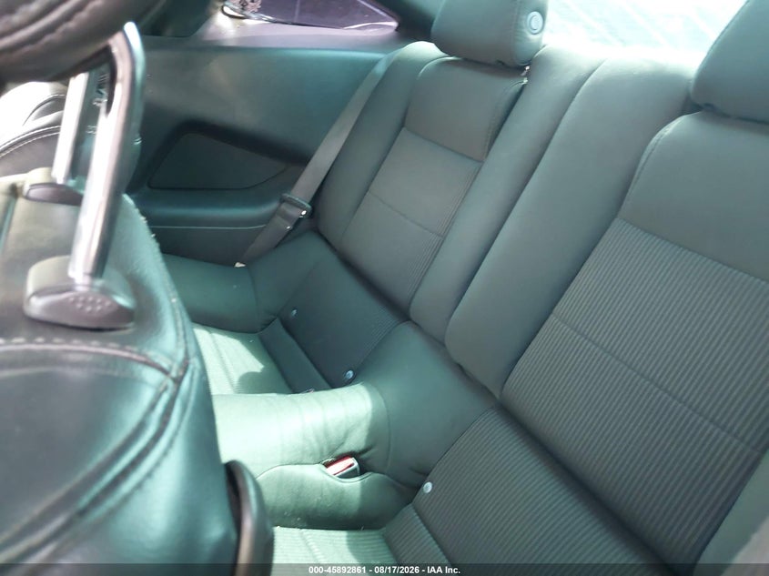 2013 FORD MUSTANG auction photo 8