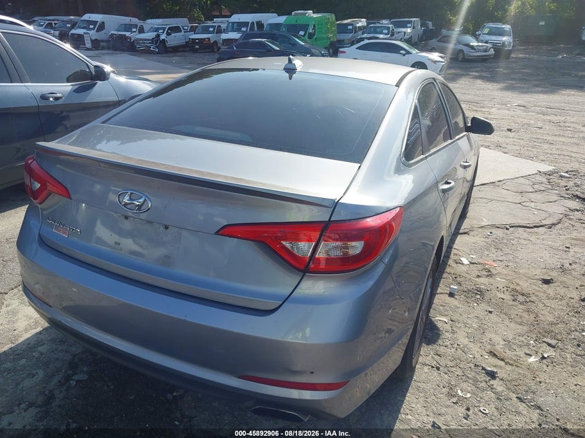 2015 HYUNDAI SONATA auction photo 4