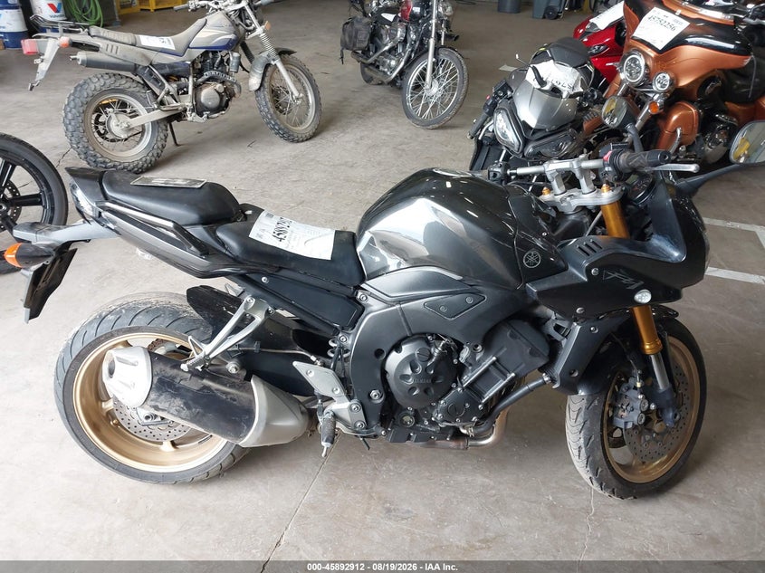 YAMAHA FZ1 2008