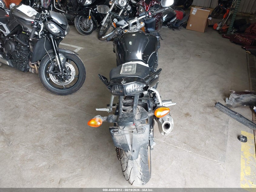 YAMAHA FZ1 2008