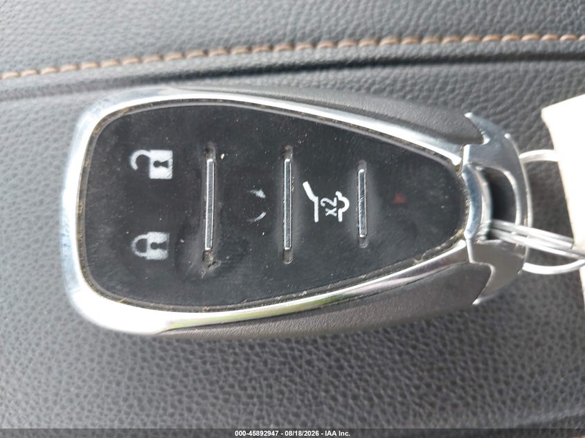 CHEVROLET TRAVERSE 2020 VIN 1GNEVHKW7LJ173110