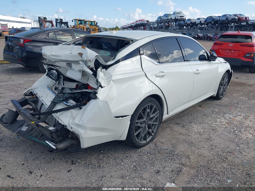 2023 NISSAN ALTIMA auction photo 4