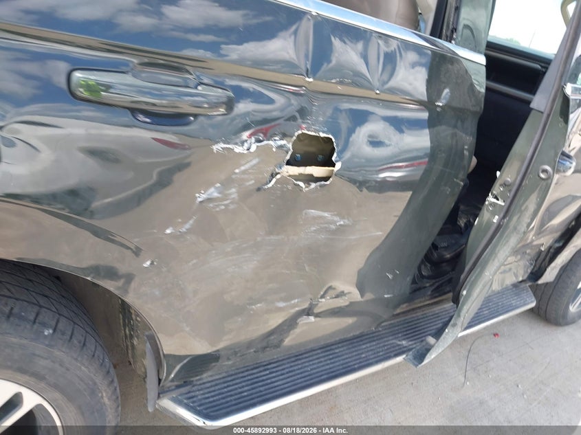 2023 FORD EXPEDITION auction photo 6