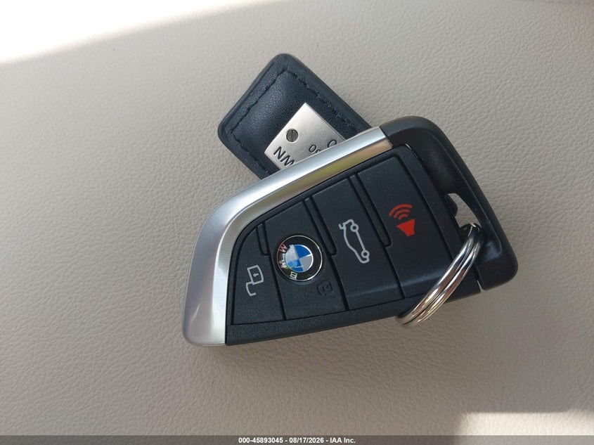 2026 BMW 330I XDRIVE NA · Фото 11