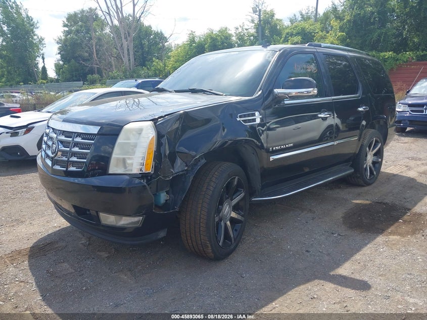 2007 Cadillac Escalade, Front End, IAAI, VIN 1GYFK63817R259413 — photo 2