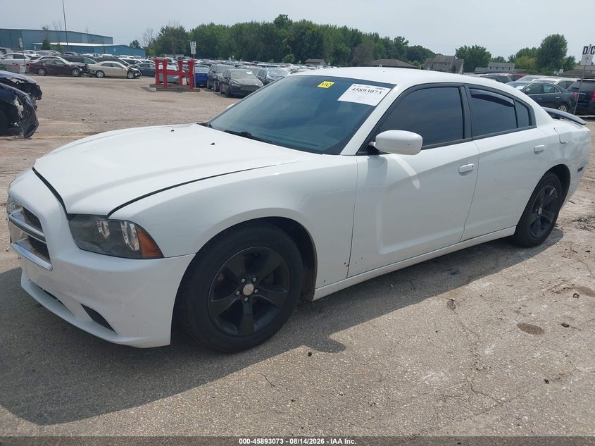 Vin: 2b3cl3cg2bh577725, lot: 46392134, dodge charger 20112
