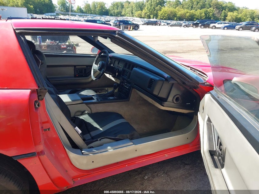 1985 CHEVROLET CORVETTE auction photo 5