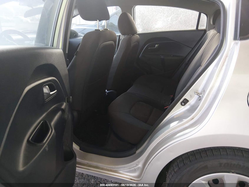 2015 KIA RIO auction photo 8