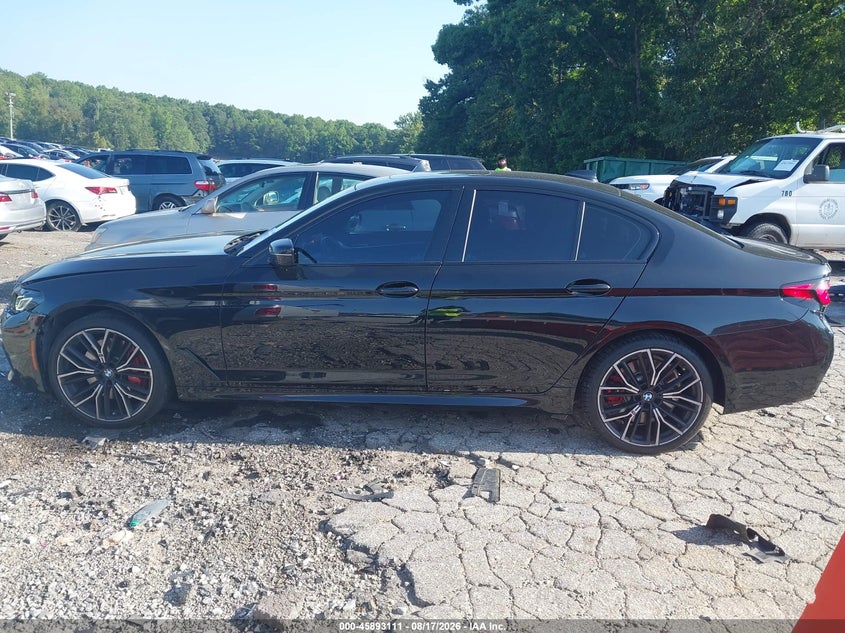 Фото 14 - BMW 540