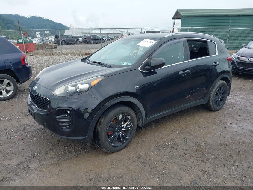 2017 Kia Sportage, Left Side, IAAI, VIN KNDPMCAC5H7085935 — photo 2