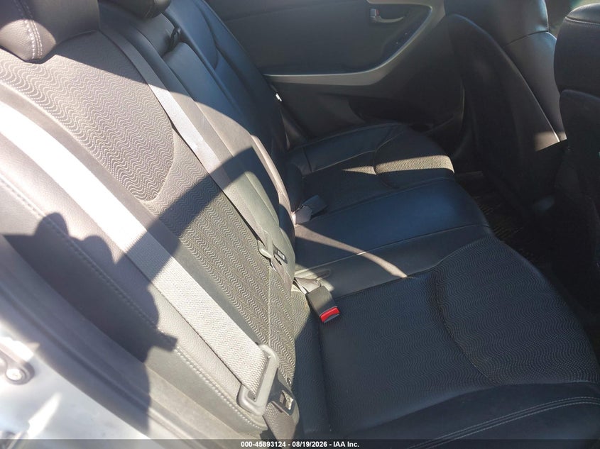 2012 HYUNDAI ELANTRA auction photo 8