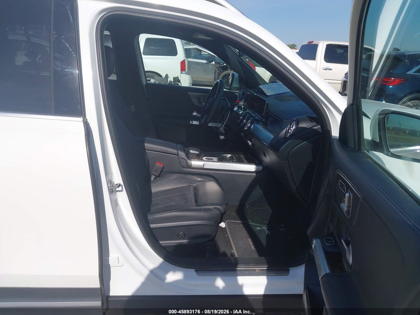 2020 MERCEDES-BENZ GLB 250 — zdjęcie 5